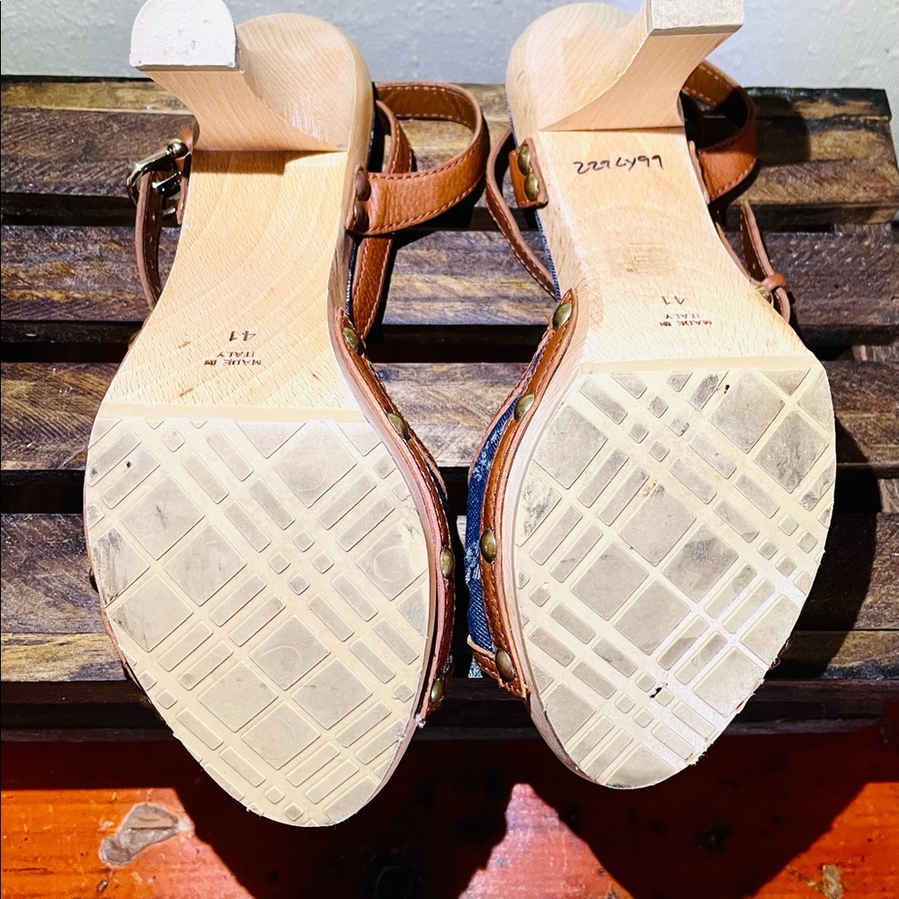 Burberry Wooden Platform Open Toe Heel Ankle Strap Sze 41 (US 10) Make An Offer! - Picture 10 of 10